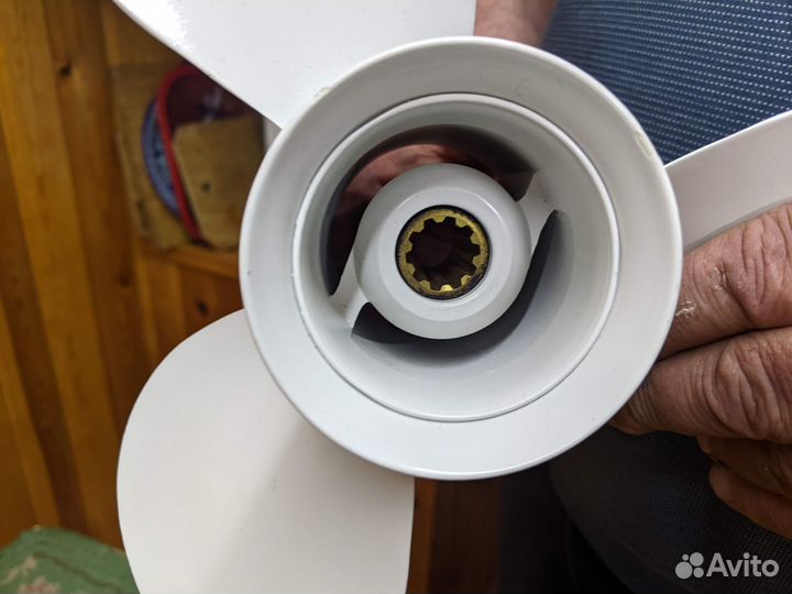 Винт на плм Ямаха 25 и плавежную сеть ячея 36 50 м