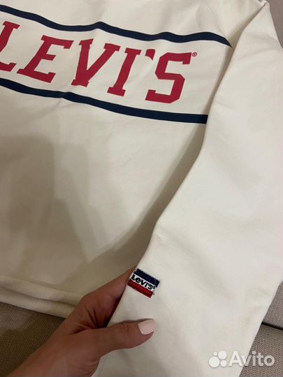 Свитшот женский Levis