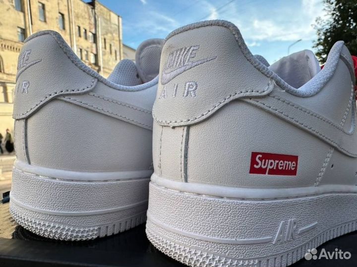 Кроссовки Nike Air Force 1 Low Supreme Белые