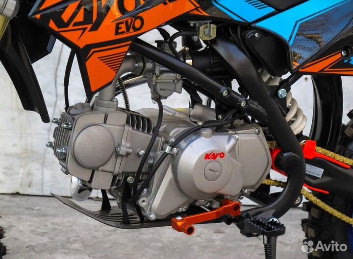 Мотоцикл kayo evolution YX140EM pitbike