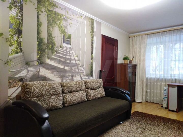 2-к. квартира, 42 м², 1/5 эт.