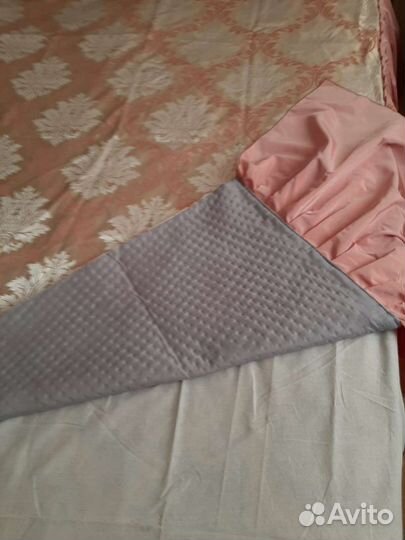 Покрывало на кровать новое