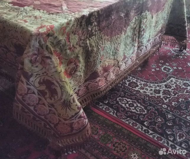 Антикварная скатерть-покрывало.Размер 190 х 225 см