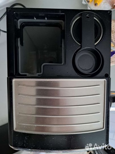 Кофеварка рожковая Saeco Poemia