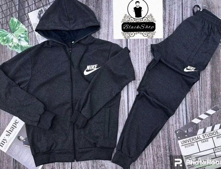 Спортивный костюм