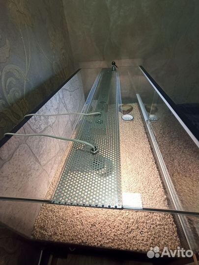 Террариум,б/у 2 мес