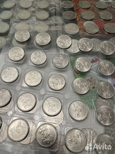 Памятные монеты