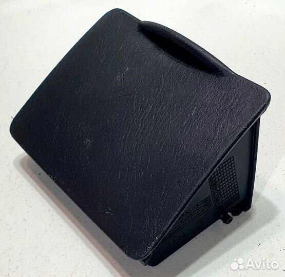 Ящик передней консоли Toyota Corolla 120