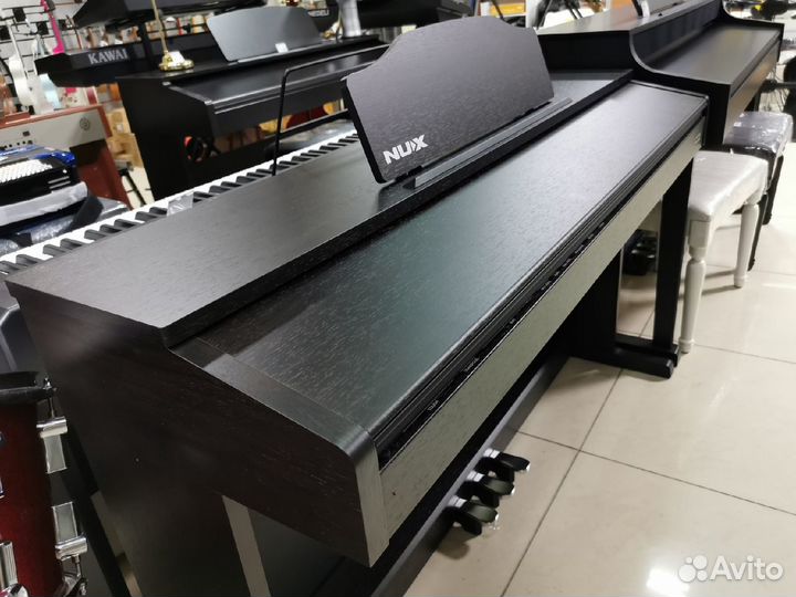 Nux Cherub WK-400 Цифровое пианино