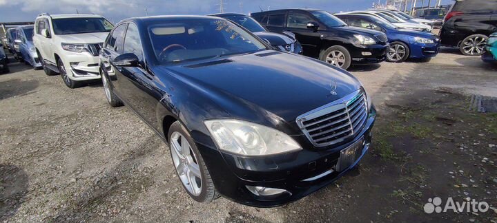 В разборе из Японии Mercedes Benz S500 W221 Long