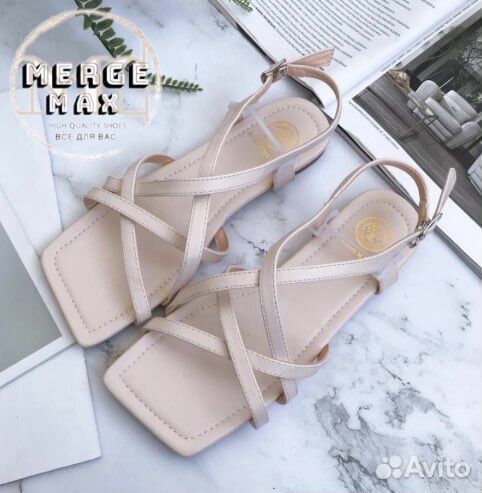 Босоножки новые на 38 размер