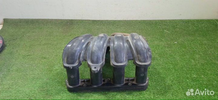 Коллектор впускной Nissan Micra K12E CR12DE 2007