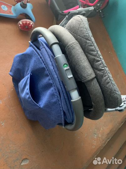 Прогулочная коляска