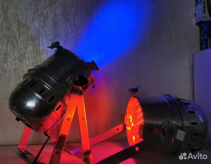 American DJ LED PAR 64 PRO