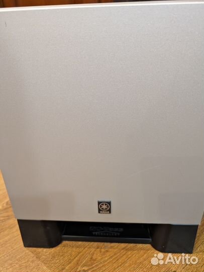 Сабвуфер yamaha