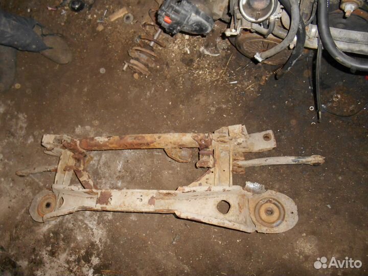 Задняя балка подрамник Ford Focus 1 Форд Фокус 1