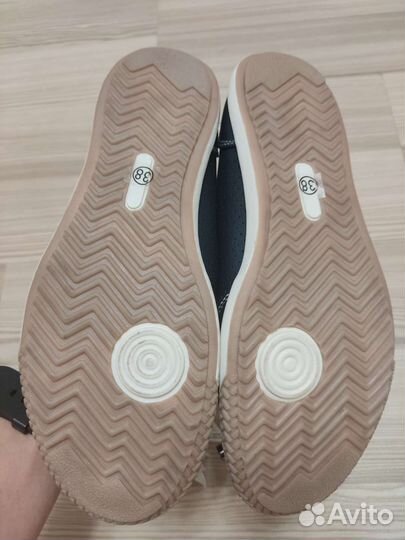 Туфли новые 37размер