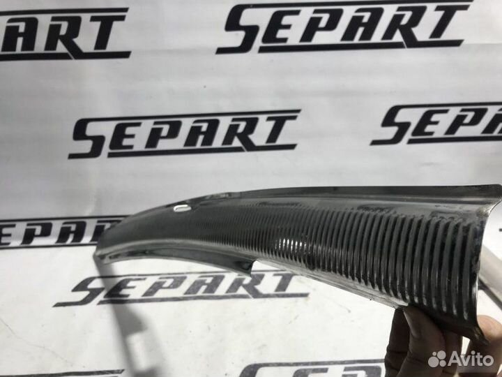 Накладка замка багажника Volkswagen Passat B5+