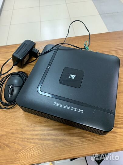 Видел регистратор st-hvr-s0402