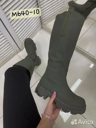 Сапоги женские новые