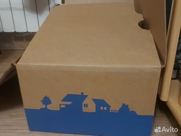 Коробка с вещами