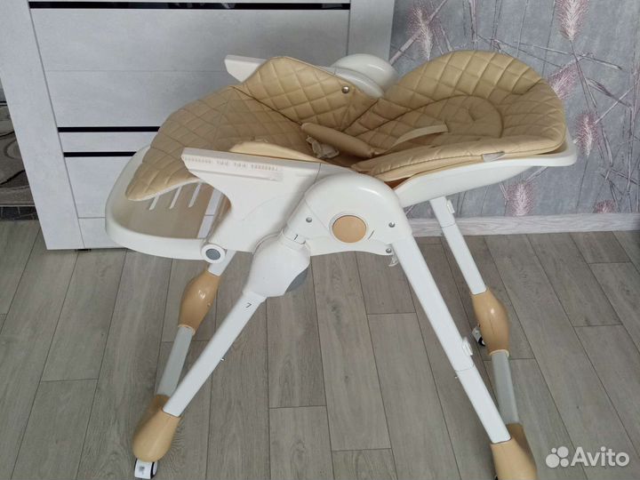 Столик для кормления ребенка