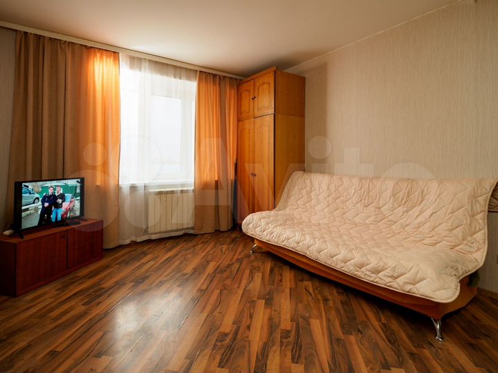 1-к. квартира, 42 м², 9/10 эт.