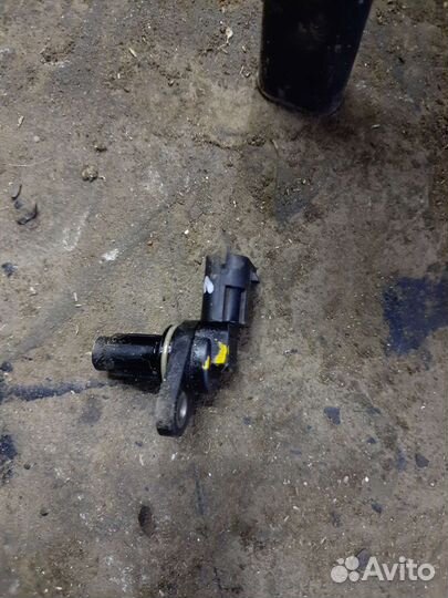 Kia rio 3 датчик распредвала