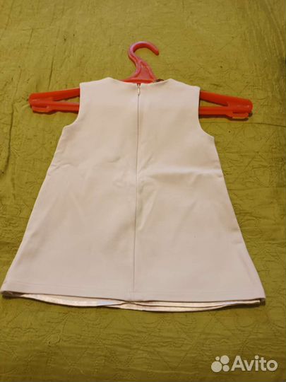 Платье для девочки новое