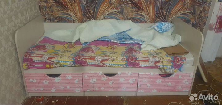 Кровать детская с бортиком