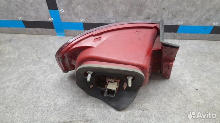 Фонарь задний правый Volkswagen Passat B6 2.0 cbab