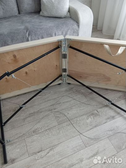 Кушетка для наращивания ресниц