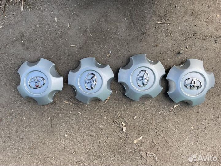 Колпаки колеса Toyota Land Cruiser