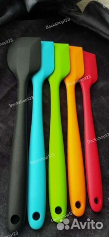 Лопатка силиконовая 28см