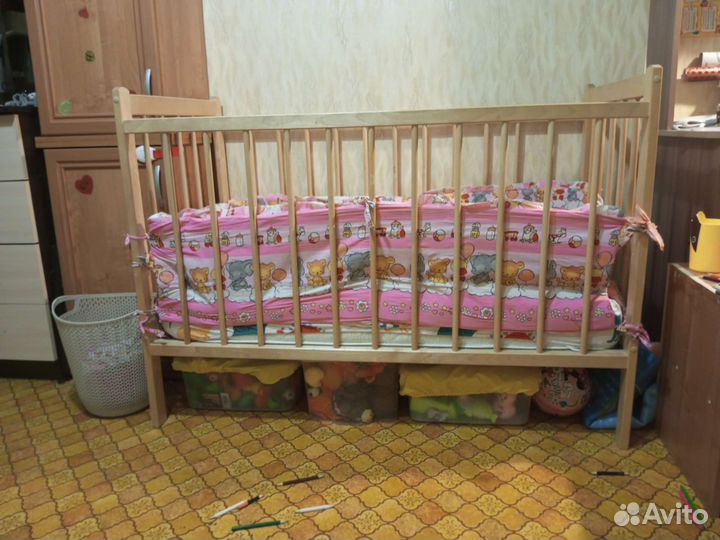 Детская кровать с матрасом