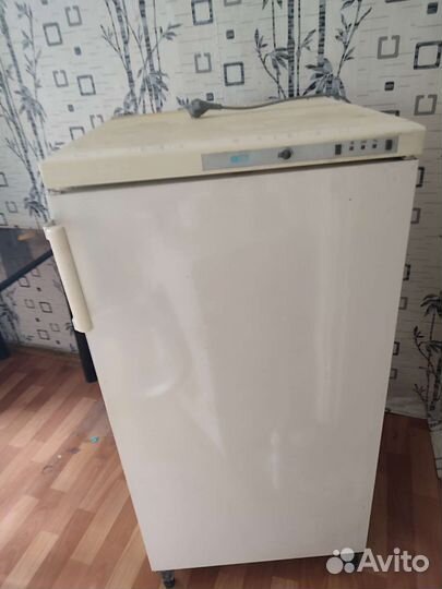 Холодильная камера Whirlpool бу на зап части