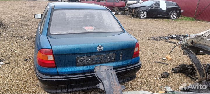 Кузов Опель Астра F (По частям)