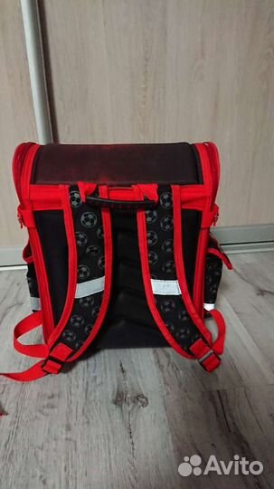 Ранец/рюкзак /портфель школьный