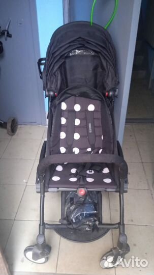 Прогулочная коляска yoya