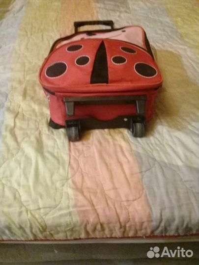 Сумка детская на колесах. Божья коровка
