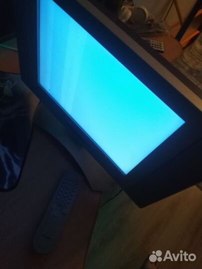 Телевизор б/у на запчасти