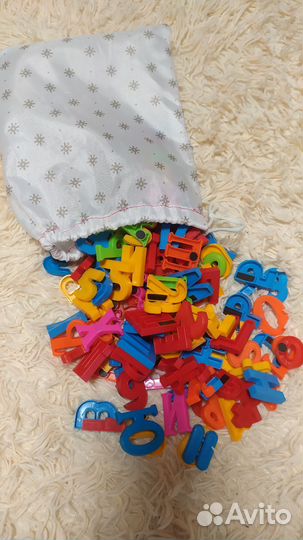 Мольберт с алфавитом