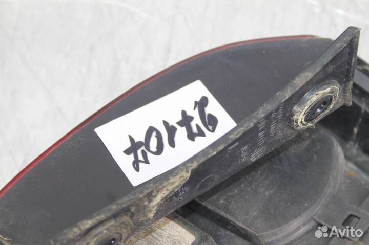 Фонарь задний наружный левый Nissan Qashqai J10