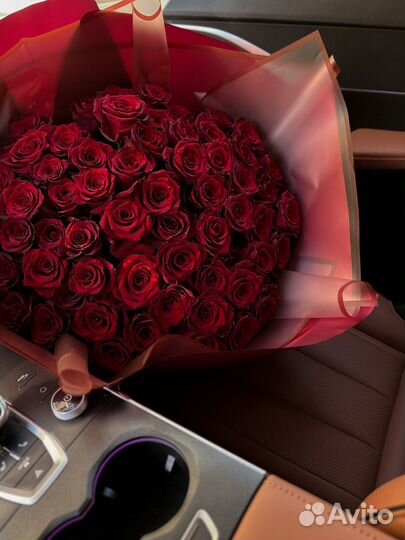 Розы цветы оптом букеты