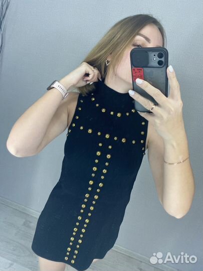 Платье Guess S