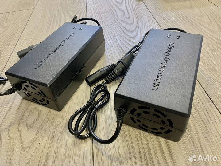 Зарядное устройство 52v (58.8) -5А Kugoo (куго) G1