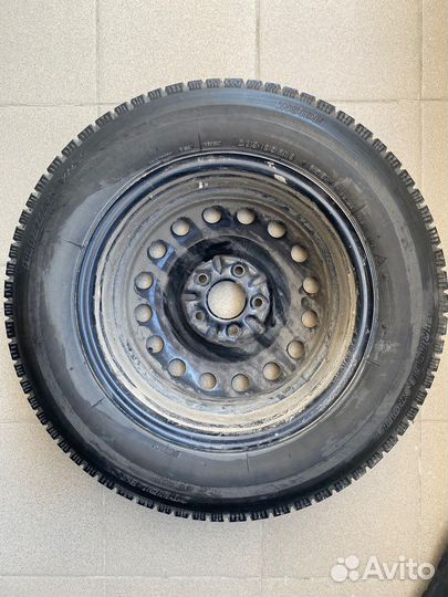 Bridgestone Blizzak VRX2 205/65 R16