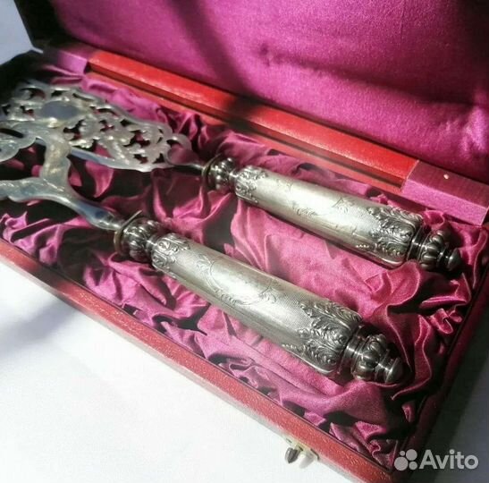 Старинный подарочный набор, нож-лопатка и вилка