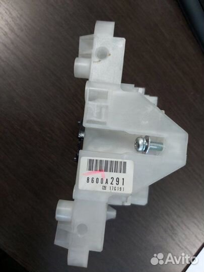 Датчик угла поворота руля Mitsubishi Pajero 4 3.2D