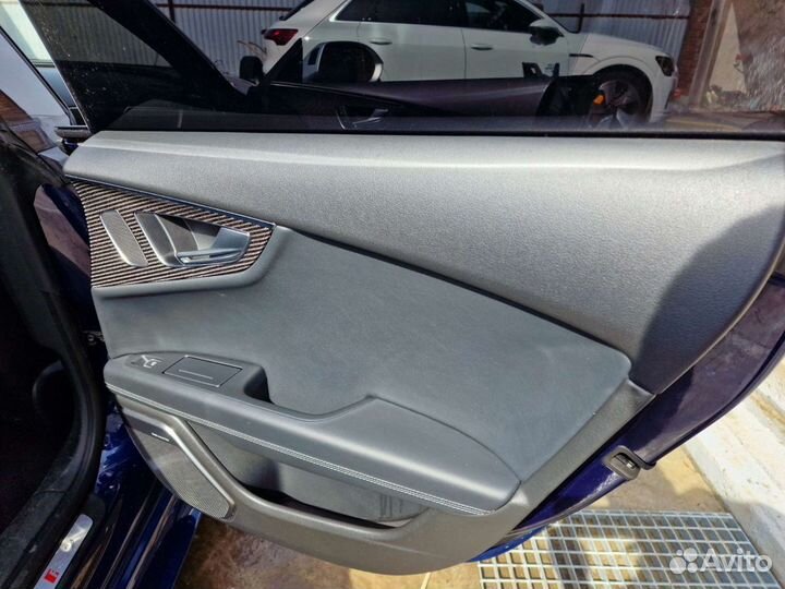 Bang & Olufsen и Дверные карты от audi rs7
